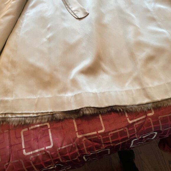 Full length Light/dark brown/black raccoon coat with gold satin lining Size S/M - Picture 6 of 16